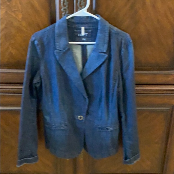 Blue jean jacket - Picture 1 of 2